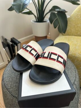 Gucci Cream Slide Sandals with Black Footbed and Red/Black Logo